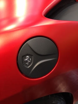 Bouchon de réservoir carbone mat Ferrari 488 GTB/GTS
